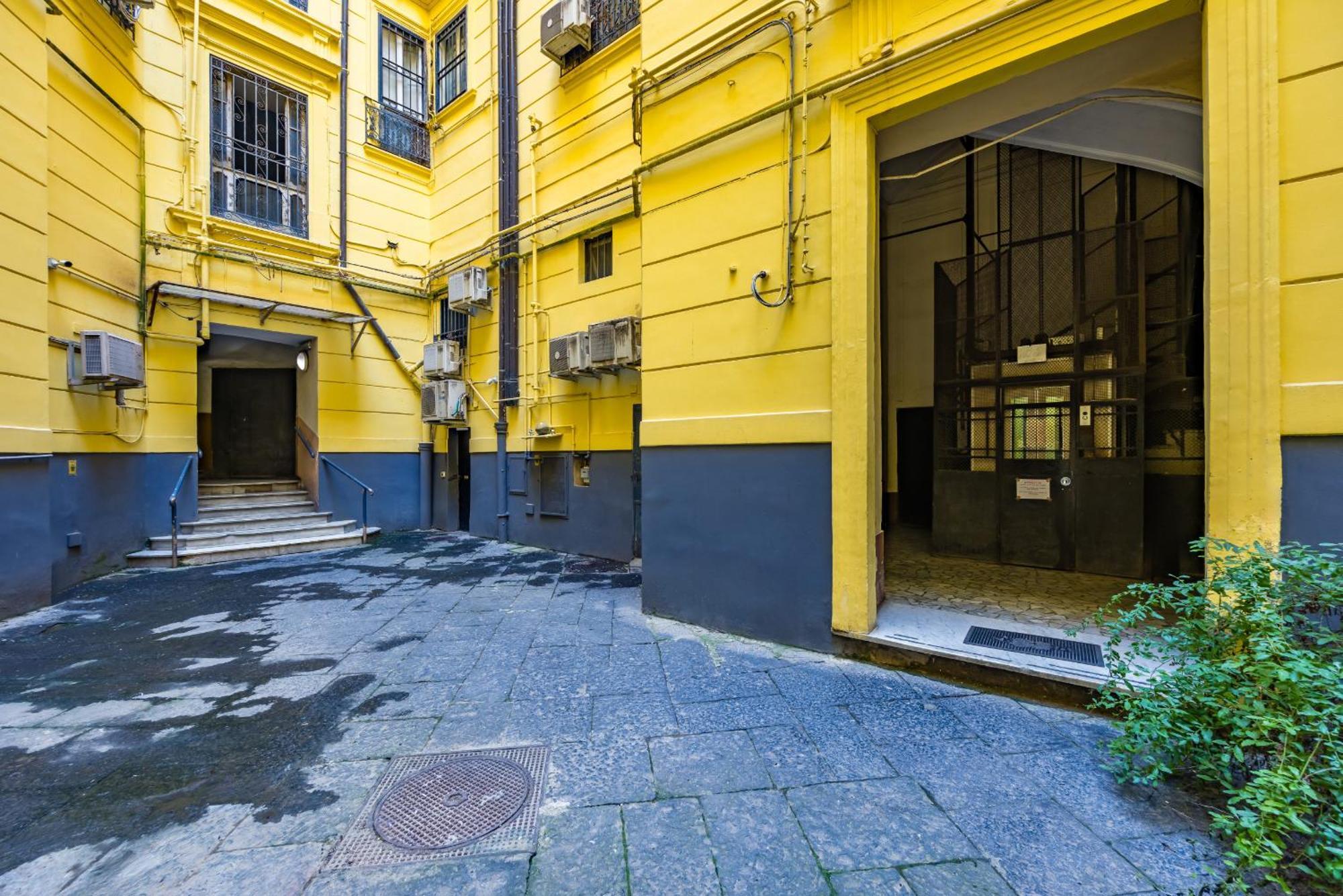 Un Terrazzo Panoramico Su By Wonderful Italy Appartement Naples